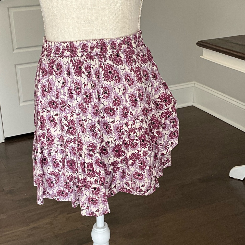 Asymmetrical Floral Skirt in Purple and White